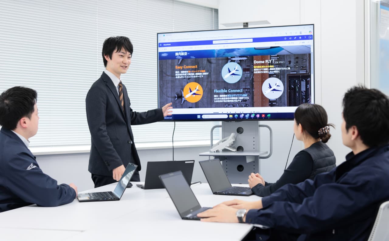 働いている様子