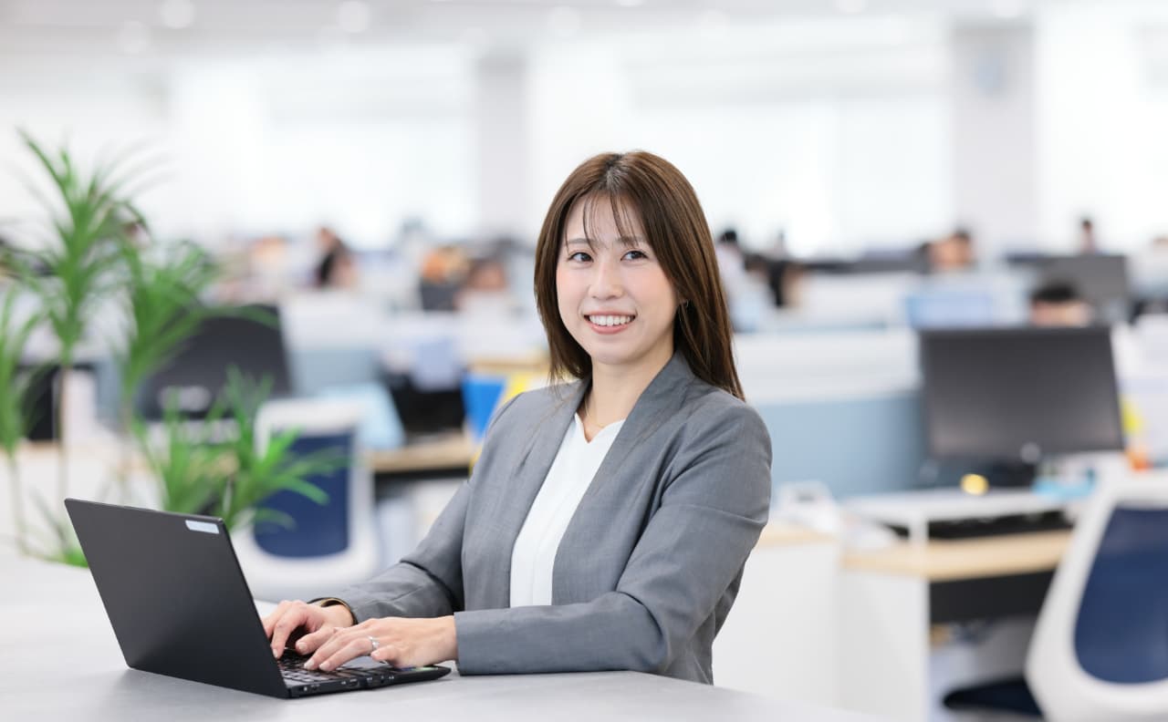 働いている様子